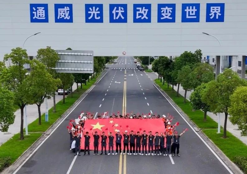 2ff329b182bfe555533f1b2804f41c6e.jpg 2ff329b182bfe555533f1b2804f41c6e.jpg