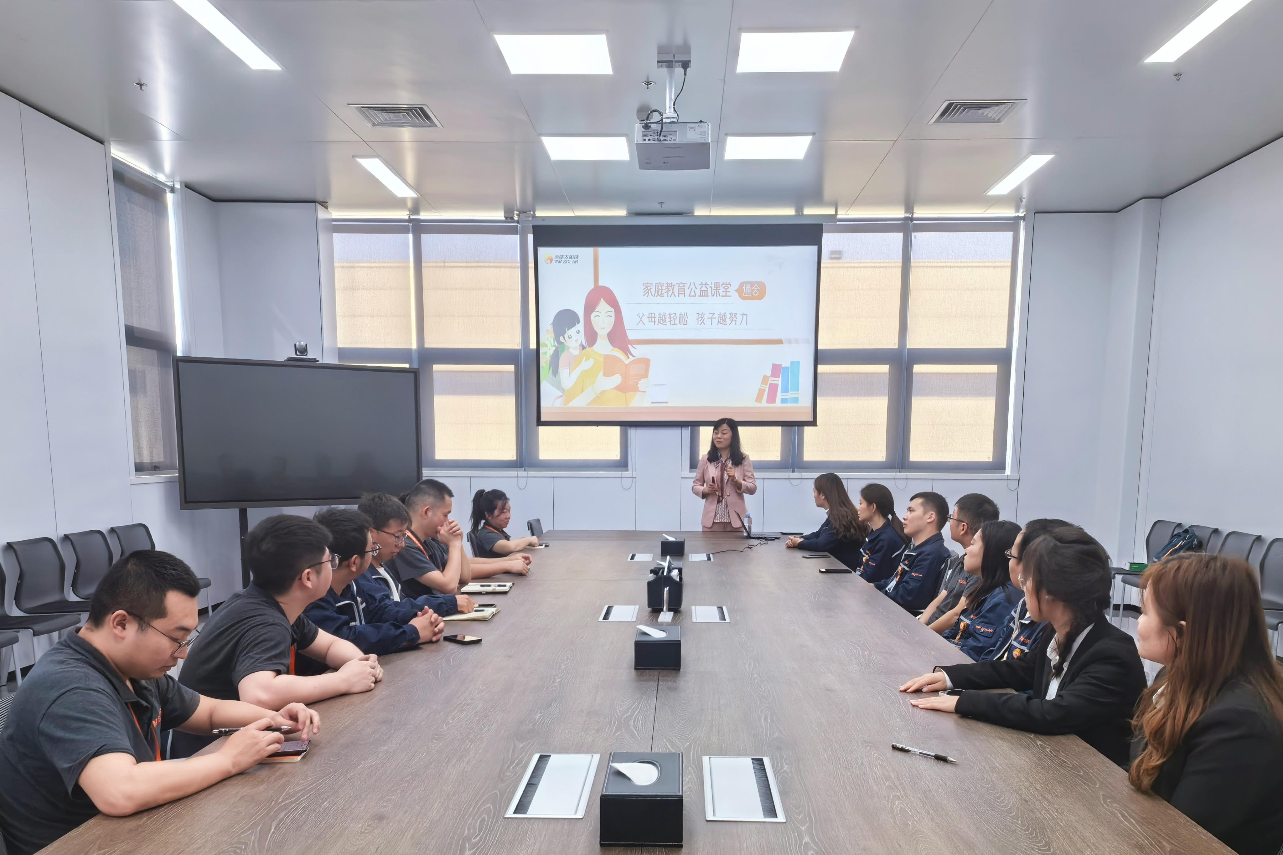 4098af8ace819df4b1eb9f9d922ca55f.jpg 4098af8ace819df4b1eb9f9d922ca55f.jpg