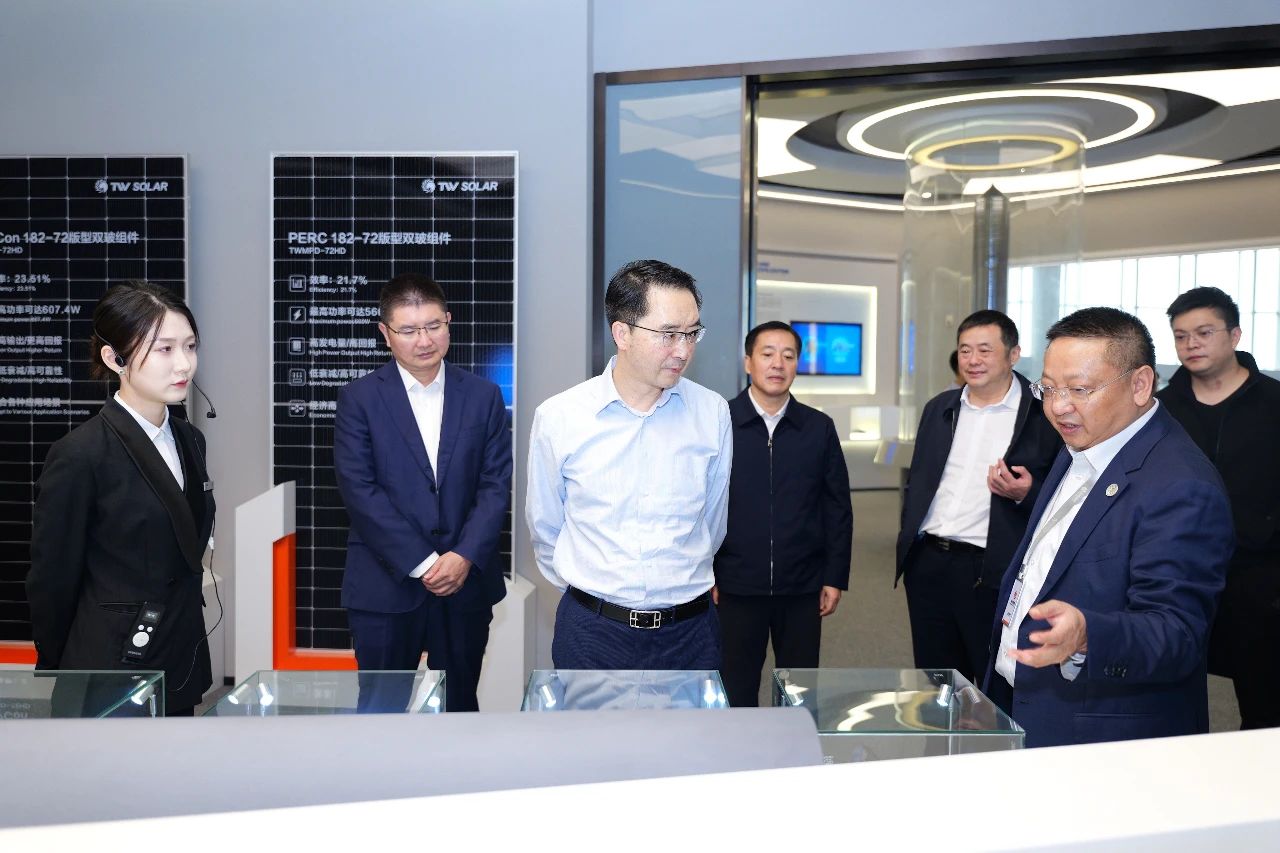 5742ce2cc38b2449e5cb93f16a8c5f5e.jpg 5742ce2cc38b2449e5cb93f16a8c5f5e.jpg