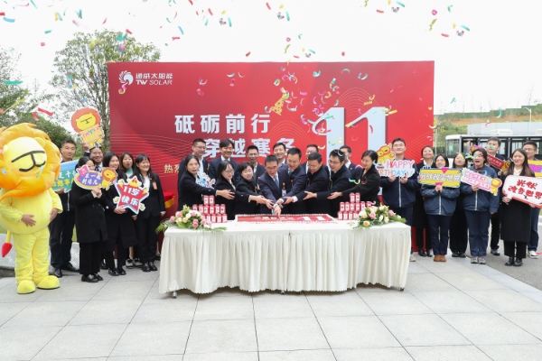 99da6a82cb13454e266fcc2a7c6b397e.jpg 99da6a82cb13454e266fcc2a7c6b397e.jpg