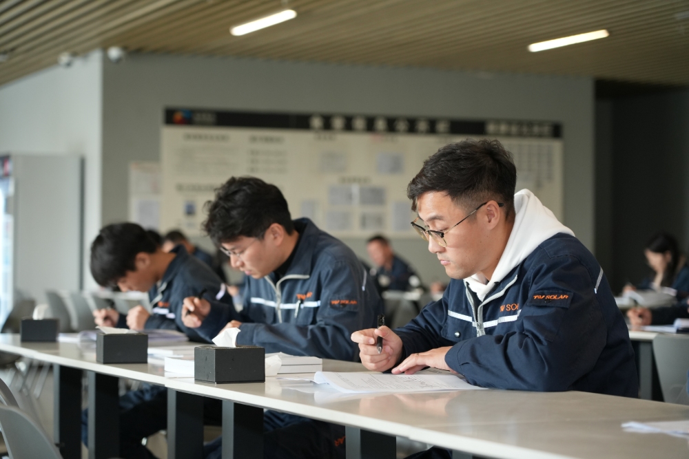 d1bcab60d2a809d698ea4a50fa4a33df.jpg d1bcab60d2a809d698ea4a50fa4a33df.jpg