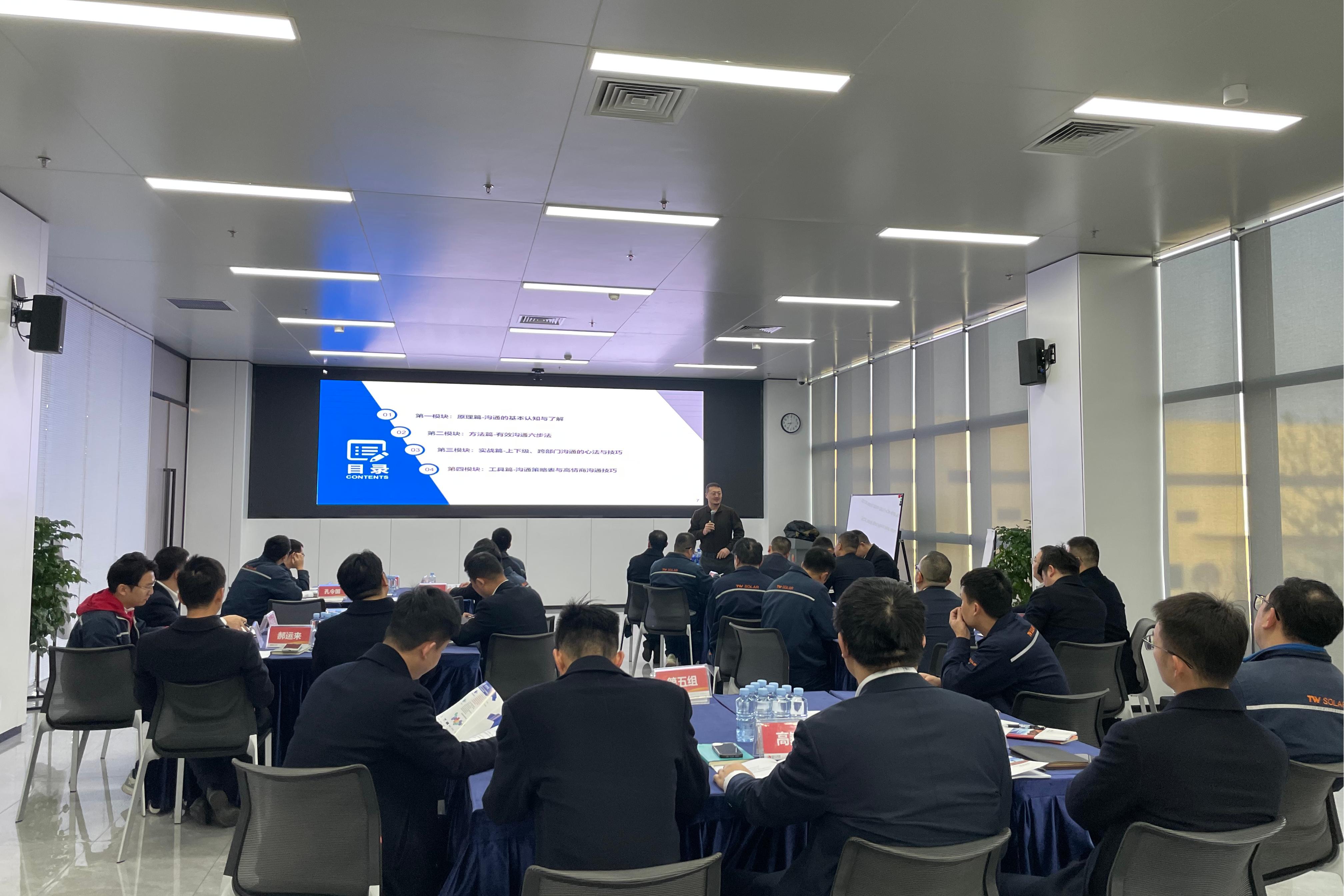 cffb488c463889985af8b5602c954f33.jpg cffb488c463889985af8b5602c954f33.jpg