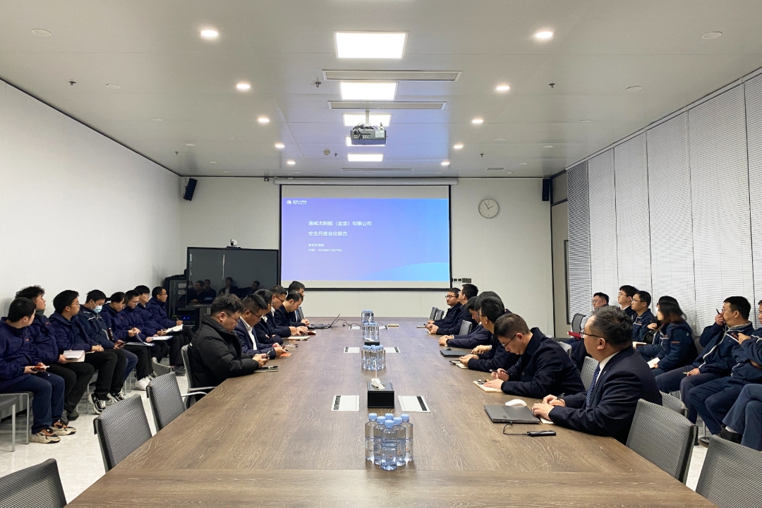 3bf16104eb3ba5578972d22d67de106e.jpg 3bf16104eb3ba5578972d22d67de106e.jpg