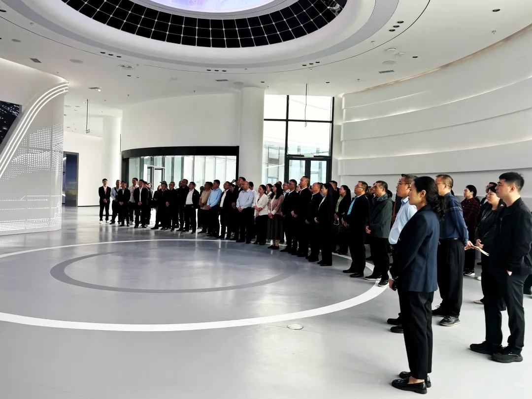 4cc5d9cdd9f29aa3e48f005232c67310.jpg 4cc5d9cdd9f29aa3e48f005232c67310.jpg