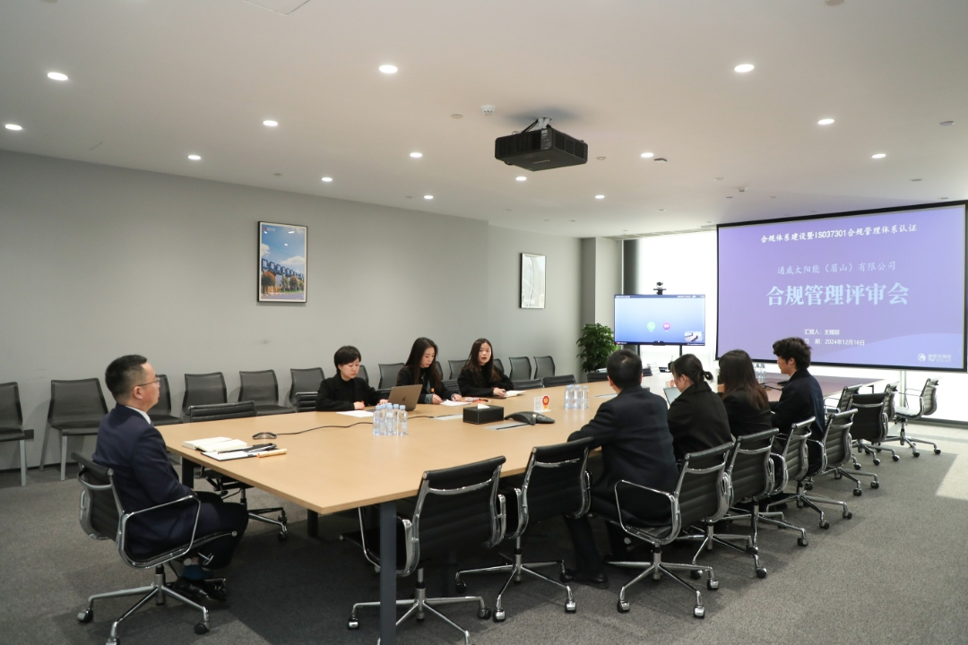 76c9eca66ff206b75c00018c6a33a481.jpg 76c9eca66ff206b75c00018c6a33a481.jpg