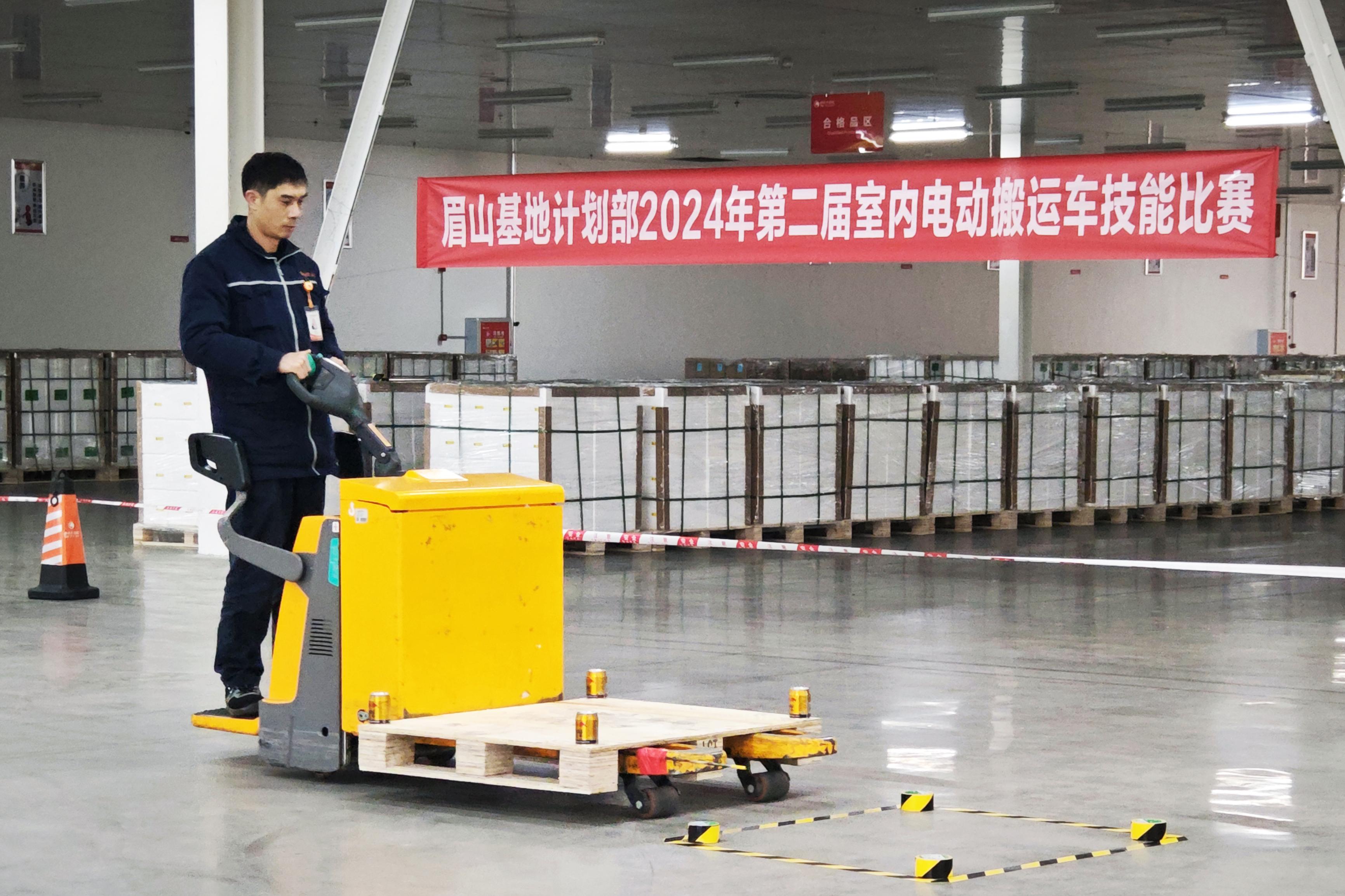 94c536e59af215a71e88d60e3d703af9.jpg 94c536e59af215a71e88d60e3d703af9.jpg