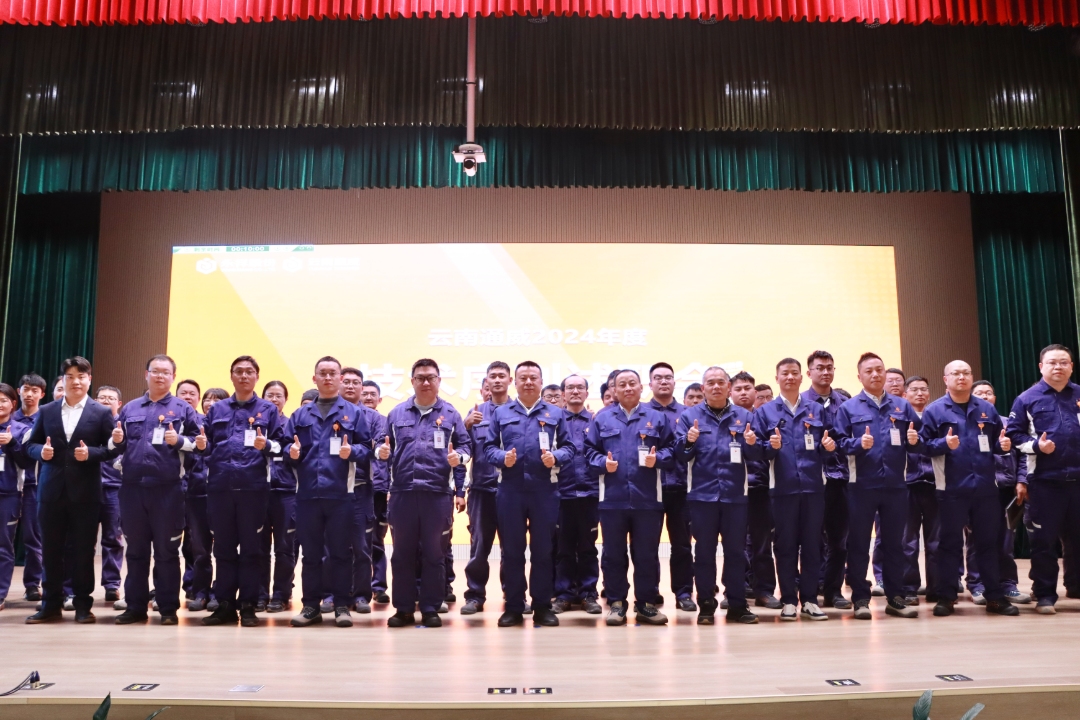 a950fbee64729f749834e3f95a99edce.jpg a950fbee64729f749834e3f95a99edce.jpg