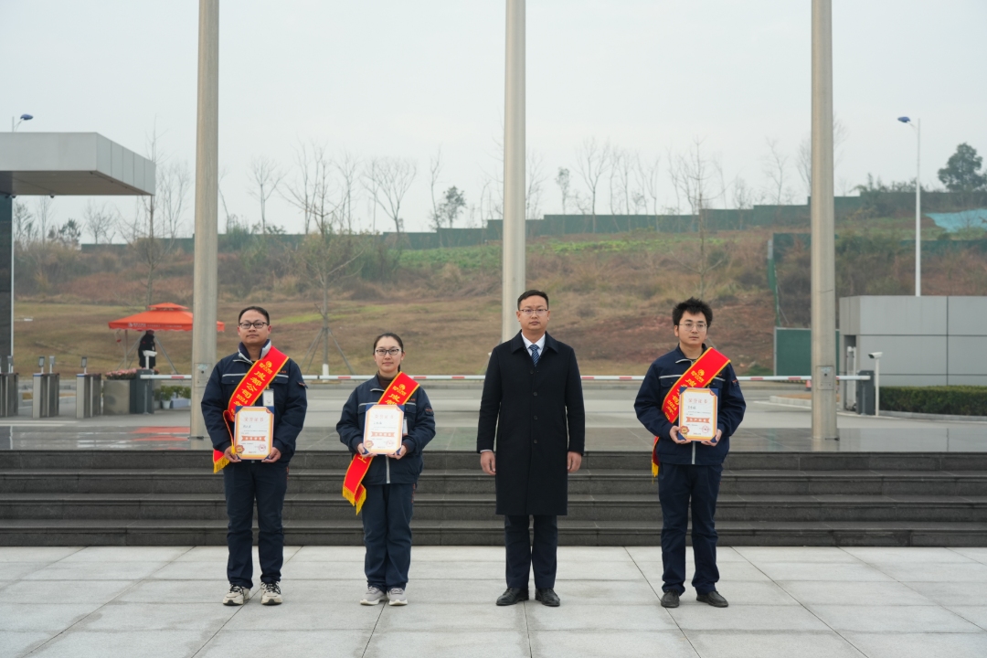 8dc5a85e47fd69dd63d4309bbb63ba63.jpg 8dc5a85e47fd69dd63d4309bbb63ba63.jpg