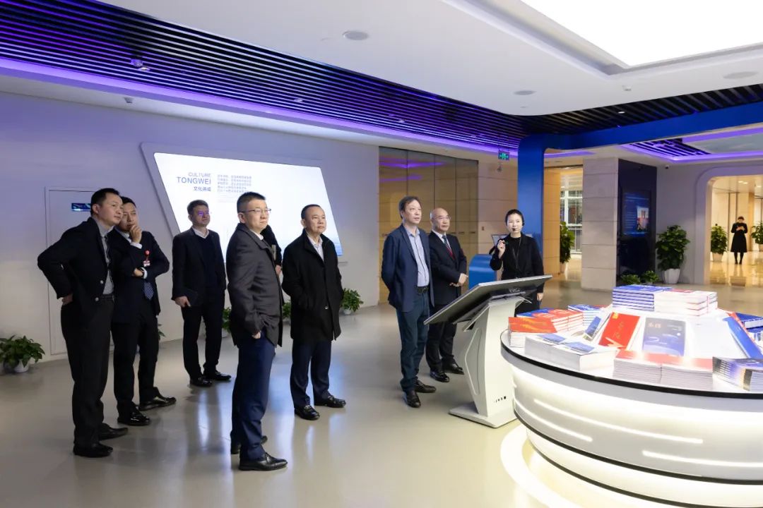 bfa82928ae9a86173211fdbd41786f90.jpg bfa82928ae9a86173211fdbd41786f90.jpg