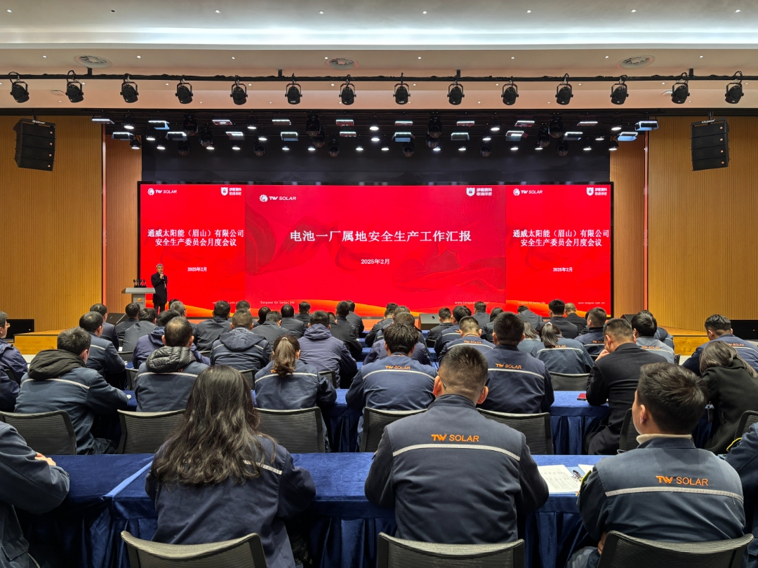 4828cbbbec5bd31f75decb114b25bd05.jpg 4828cbbbec5bd31f75decb114b25bd05.jpg