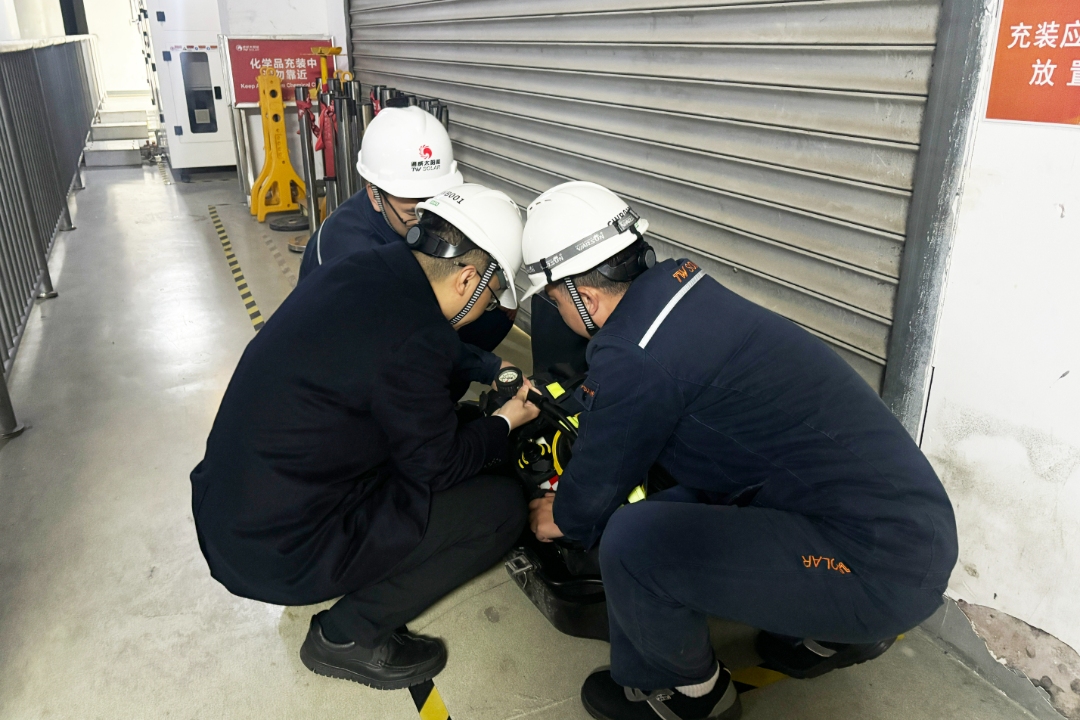 6b700f1240fa96759974bcb093a73f4a.jpg 6b700f1240fa96759974bcb093a73f4a.jpg