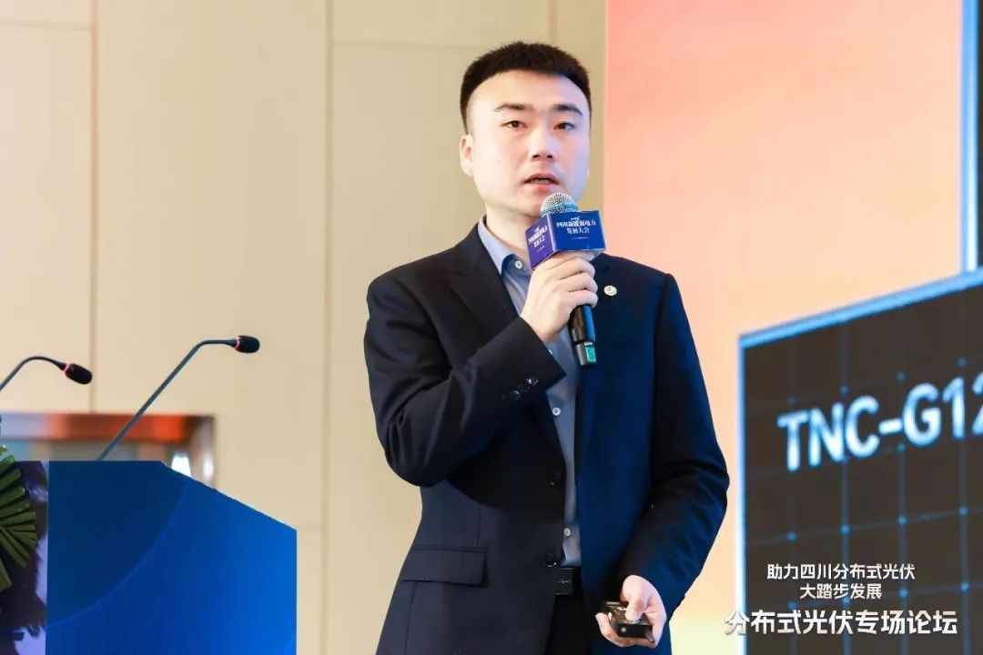 cb4fe348c8c0d84c5f4e6e8f3efaaa06.jpg cb4fe348c8c0d84c5f4e6e8f3efaaa06.jpg