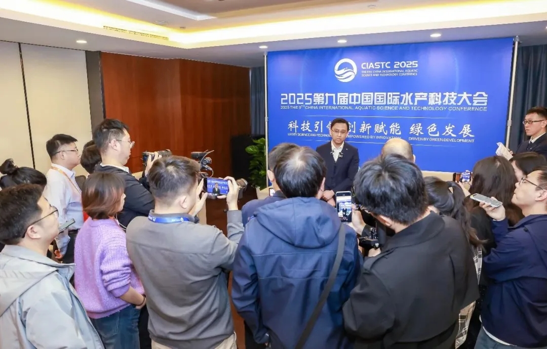 b620ce48a56208363b0a9f0c73e41ed0.jpg b620ce48a56208363b0a9f0c73e41ed0.jpg