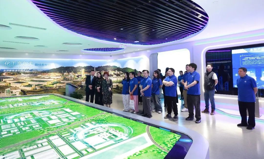 c0fe205f6fe4a13d18f17500604f2035.jpg c0fe205f6fe4a13d18f17500604f2035.jpg