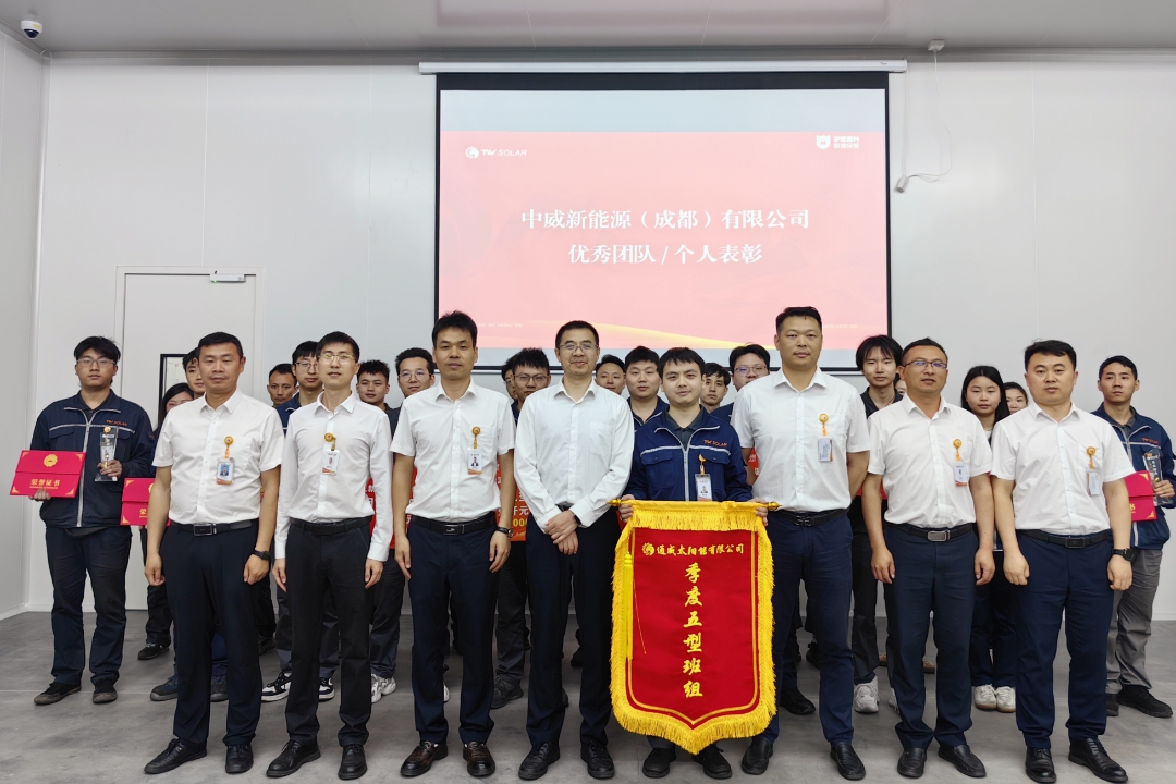 c40af2f8e41095a8277db5569e37afbd.jpg c40af2f8e41095a8277db5569e37afbd.jpg