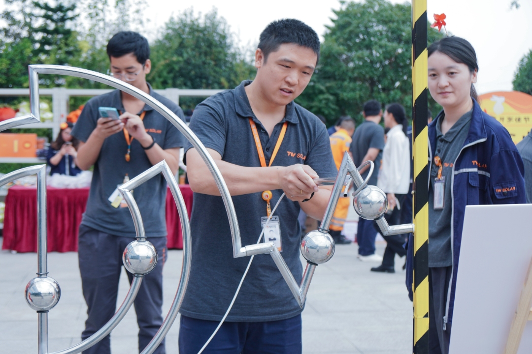 94f7a9873a3a1dc43a14c69cc2762305.jpg 94f7a9873a3a1dc43a14c69cc2762305.jpg