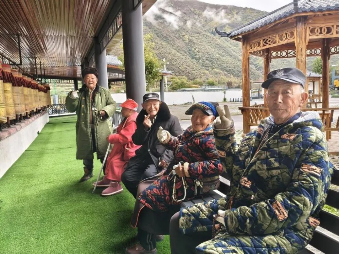 f41c5f9e7ef19396859f4da012994edb.jpg f41c5f9e7ef19396859f4da012994edb.jpg