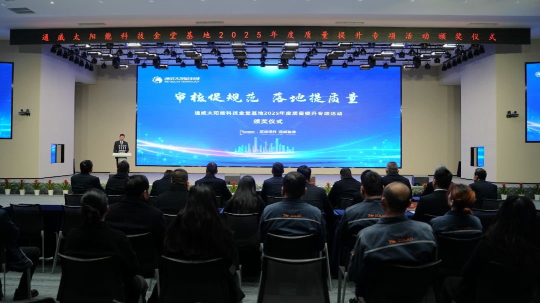 c5eed6b375032f751d0e426b430e5bcb.jpg c5eed6b375032f751d0e426b430e5bcb.jpg