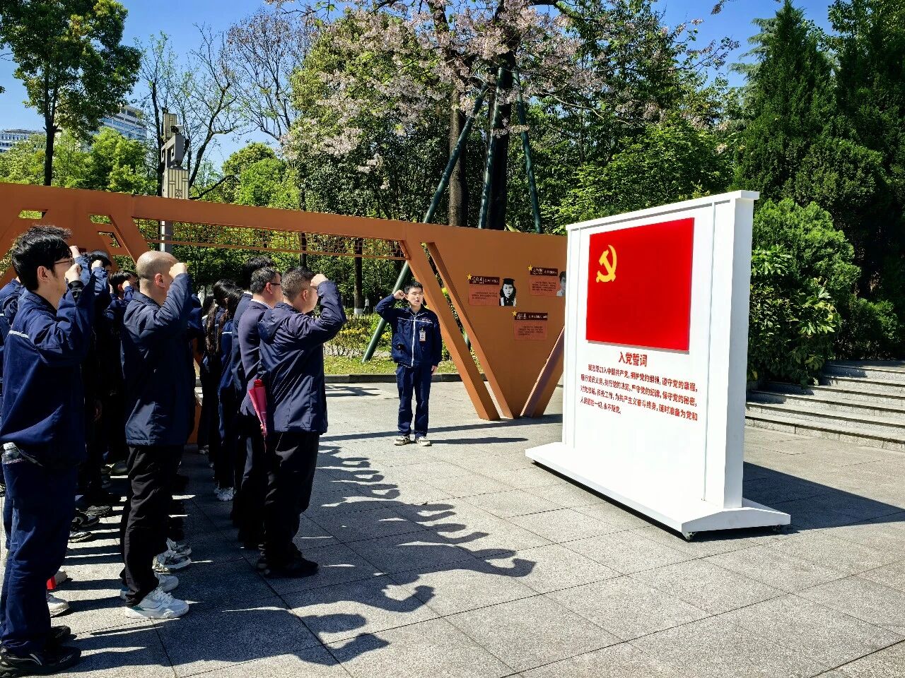 408c3a2f9ae75bb3ee17f36be216c55e.jpg 408c3a2f9ae75bb3ee17f36be216c55e.jpg