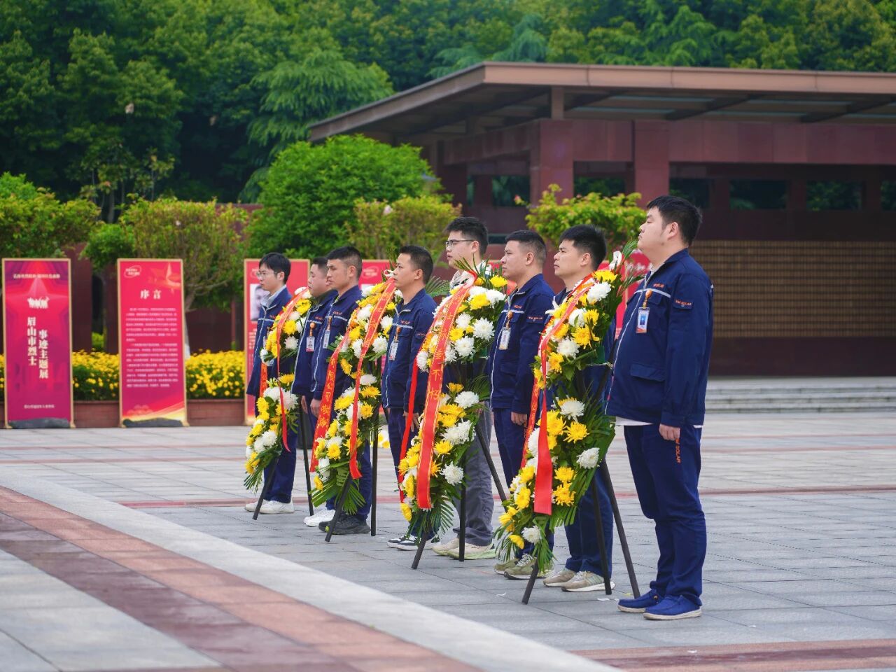 253122a25a665b06de8105348292a1e4.jpg 253122a25a665b06de8105348292a1e4.jpg