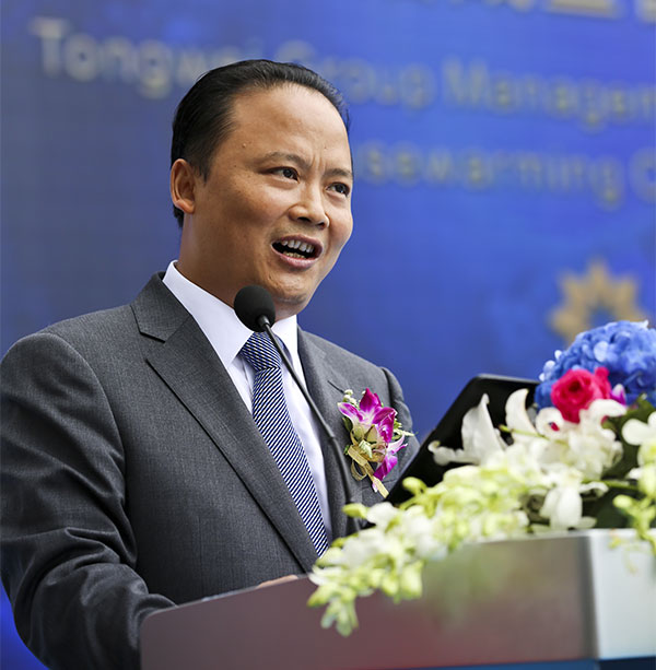 十一屆全國政協常委、通威集團董事局主席劉漢元先生發表講話