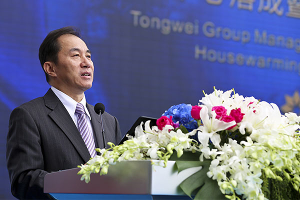 四川省政協副主席、省工商聯主席陳放在盛典儀式上致辭